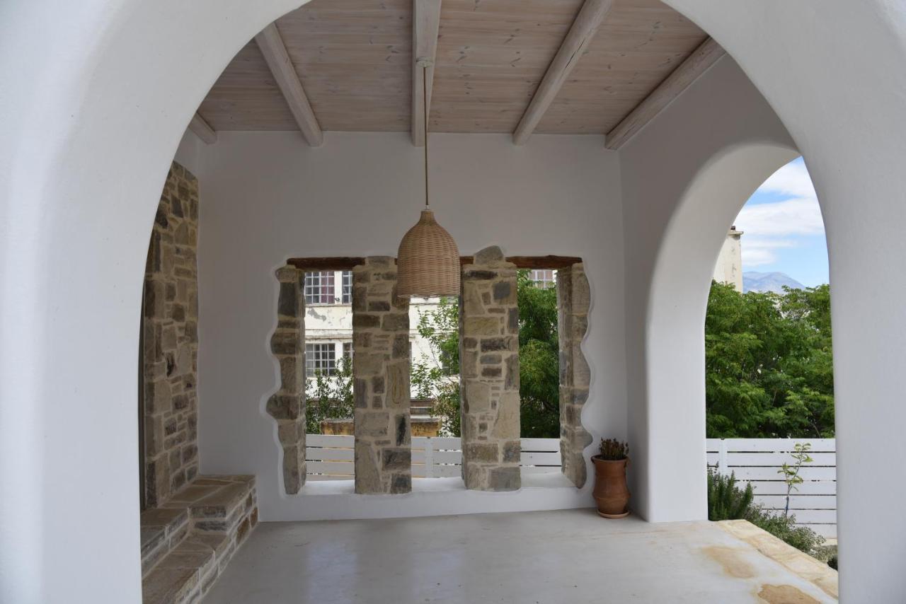 Laini Luxury Suites Pombia Esterno foto