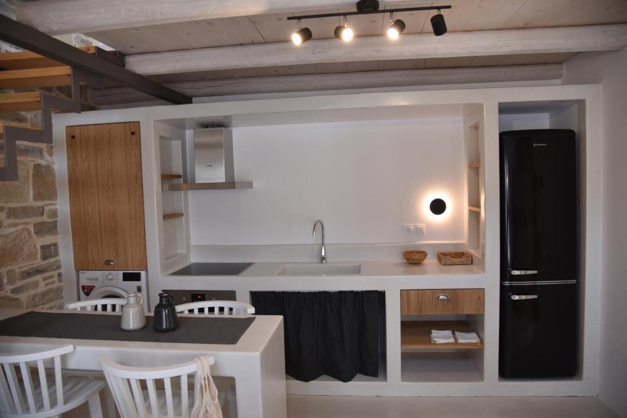 Laini Luxury Suites Pombia Esterno foto