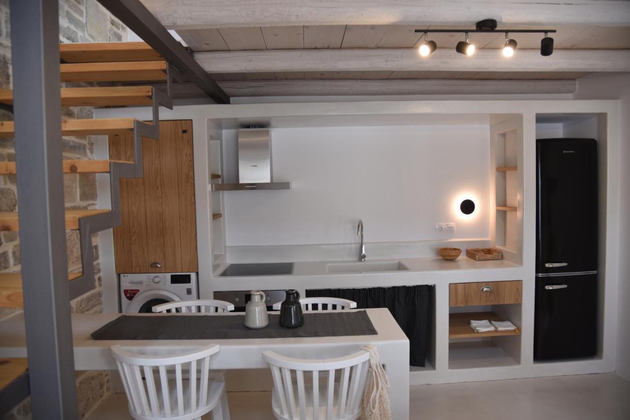 Laini Luxury Suites Pombia Esterno foto