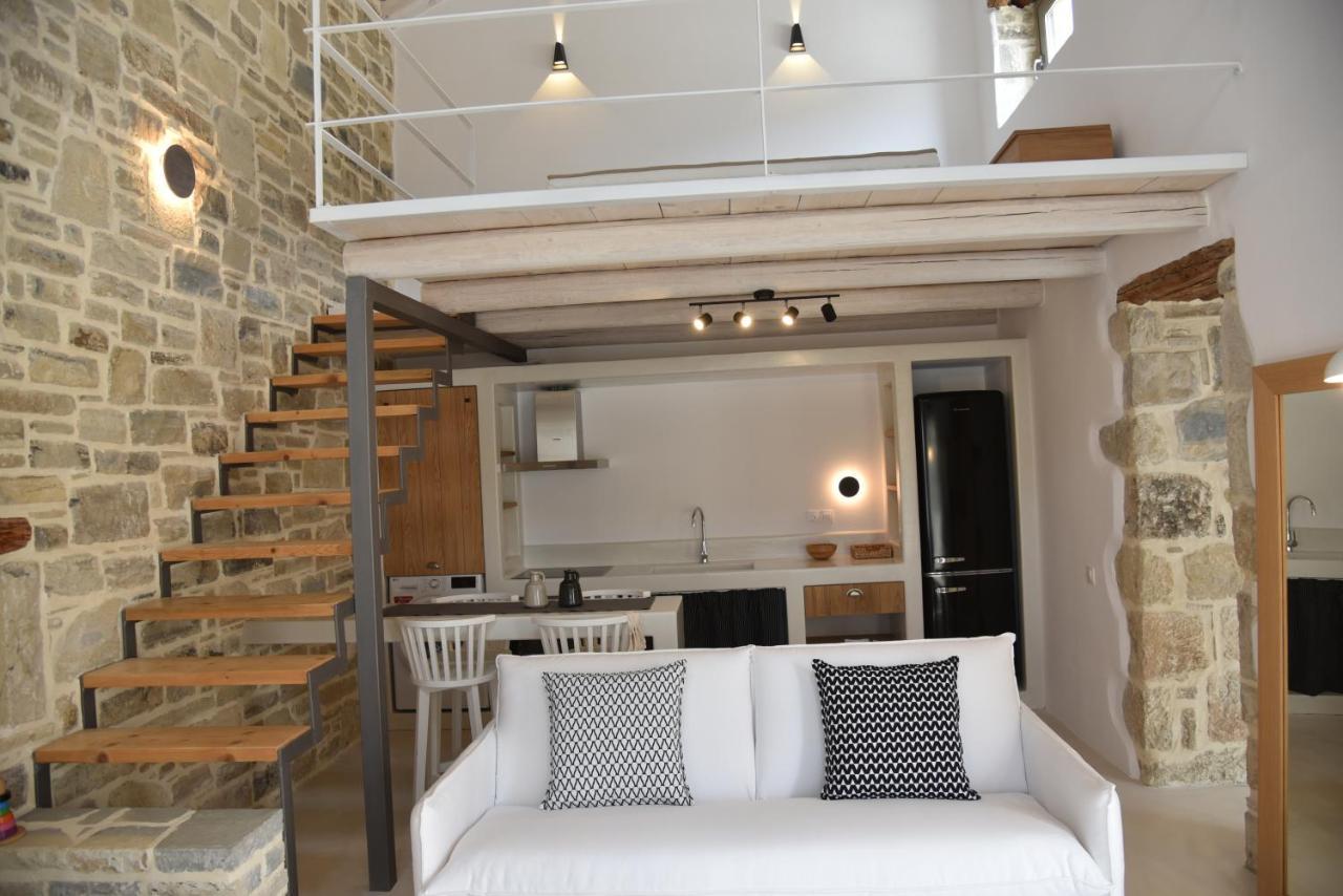 Laini Luxury Suites Pombia Esterno foto