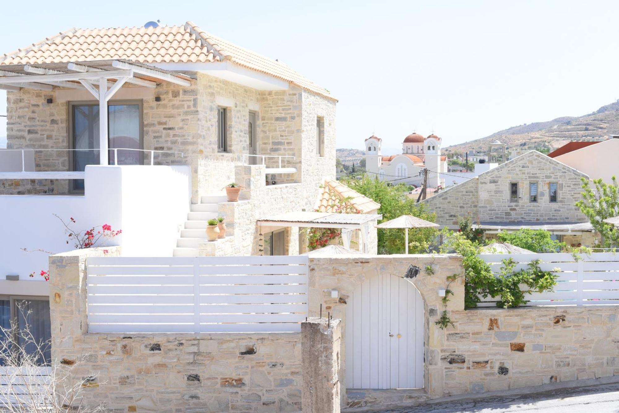 Laini Luxury Suites Pombia Esterno foto